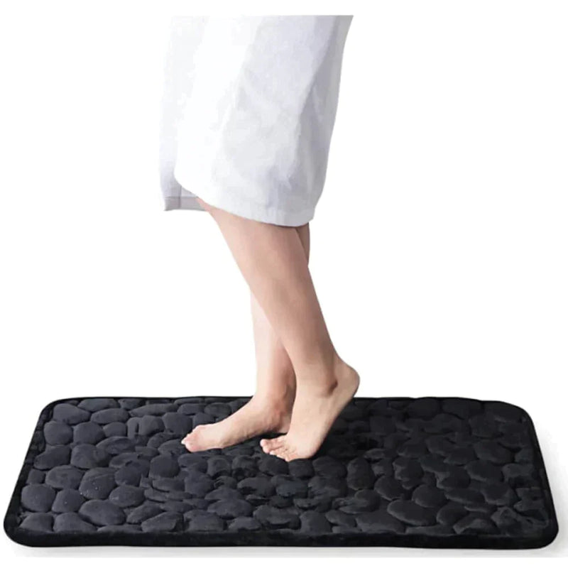 The super soft bath mat for your bathroom